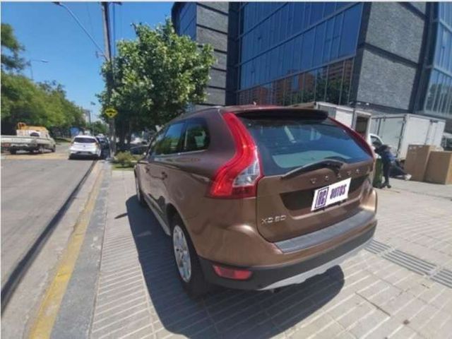 VOLVO XC60 PLUS 2.0T 2011