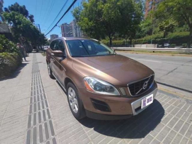 VOLVO XC60 PLUS 2.0T 2011
