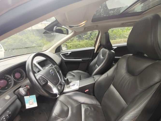 VOLVO XC60 PLUS 2.0T 2011