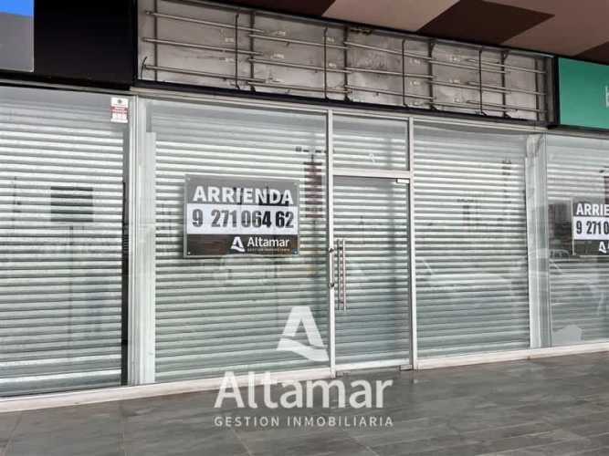 LOCAL COMERCIAL Supermercado Unimarc