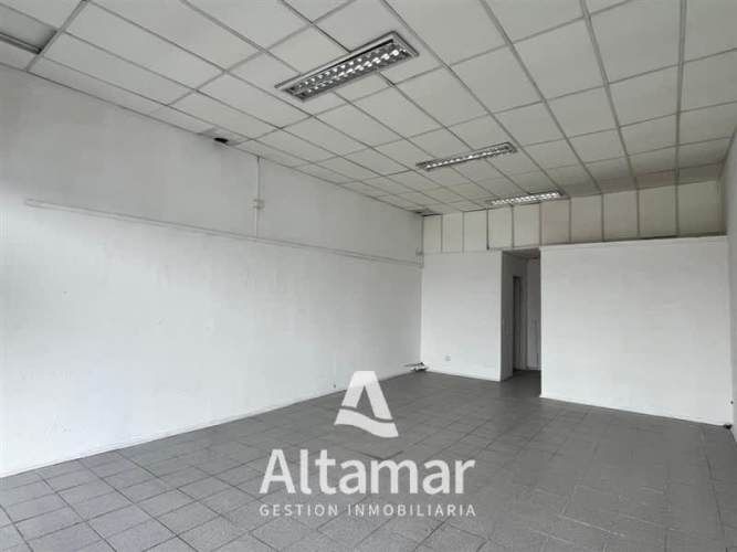 LOCAL COMERCIAL Supermercado Unimarc