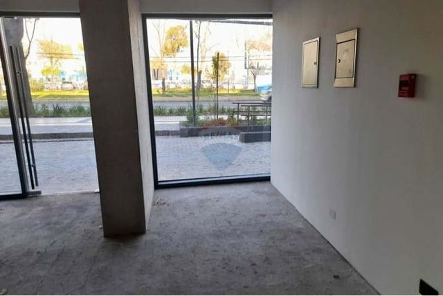 Local comercial en arriendo av. las condes