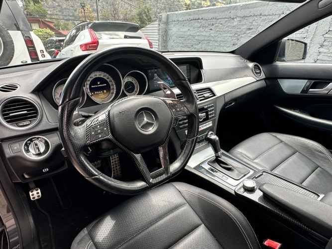MERCEDES-BENZ C250 COUPé BLUEEFFCIENCY  2012