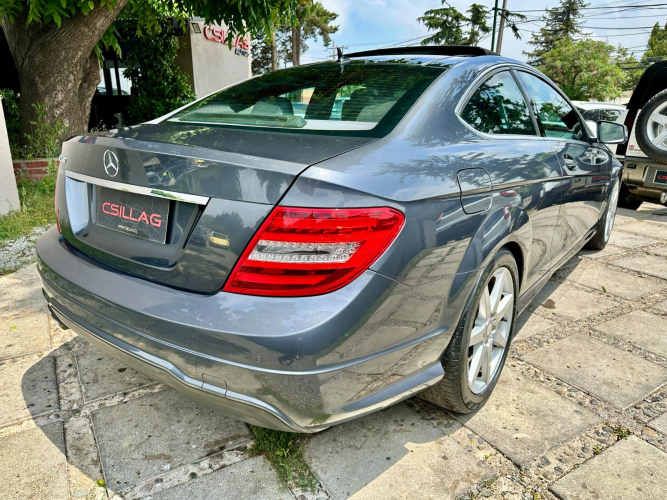 MERCEDES-BENZ C250 COUPé BLUEEFFCIENCY  2012