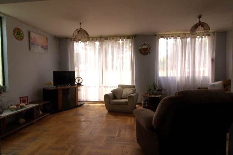 CASA Frente al terminal buses Ahumada