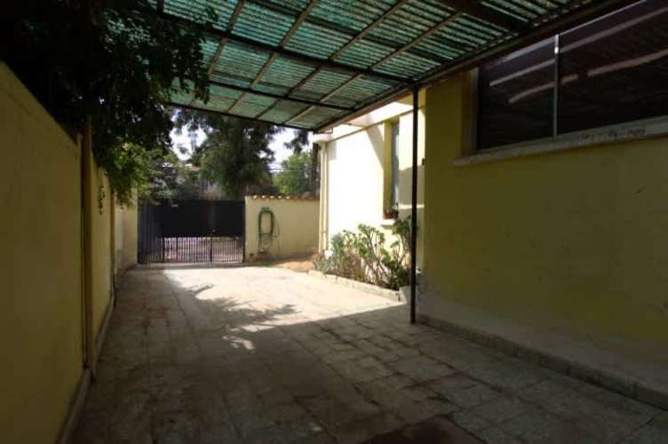 CASA Frente al terminal buses Ahumada