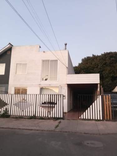 CASA Entre Pedro de Valdivia y Sargento Aldea