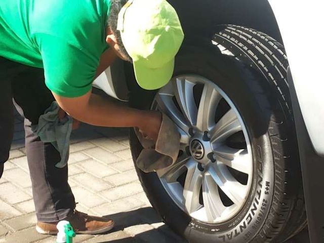 LAVADOR DE AUTOS EN SECO