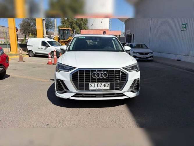AUDI Q3 2023