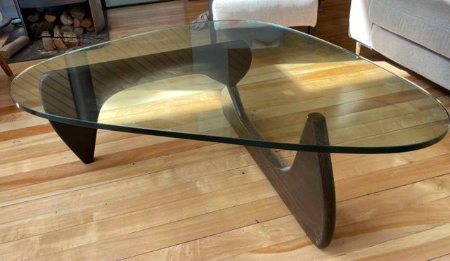 mesa de centro Noguchi