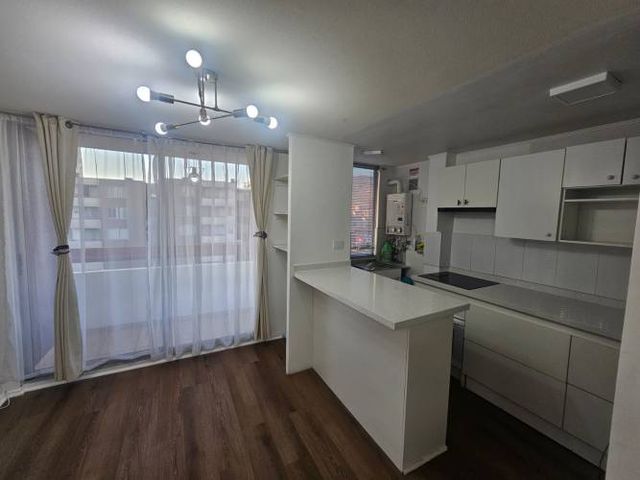 DEPARTAMENTO REMODELADO FRENTE AL MALL LA PORTADA!!!