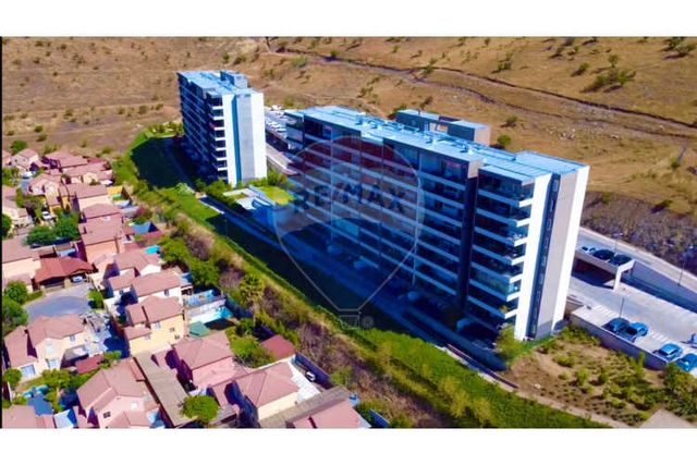 Moderno depto en quilicura: urbano y tranquilo