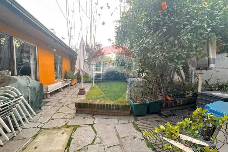 Amplia y acogedora casa para remodelar