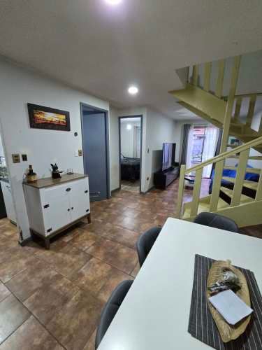 MOLINA CASA CERCA DE AVENIDA PPAL.