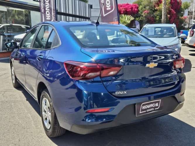 Chevrolet Onix 1.0 Sedan Lt Mt 2024