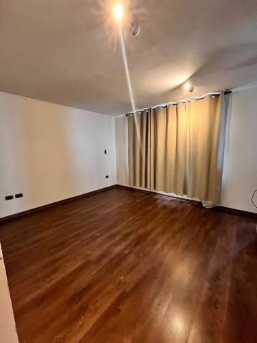 SE ARRIENDA DEPARTAMENTO EN CONDOMINIO BAHÍA BLANCA – EDIFICIO AQUA, ANTOFAGASTA