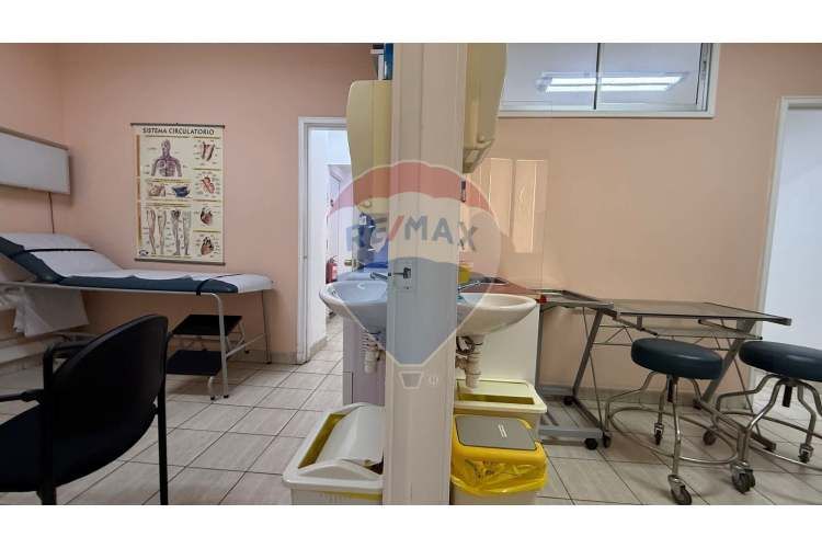 Oficina - teatro municipal - 5privados 3baños