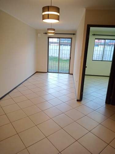 Se arrienda casa en bicentenario, 3 dorm. 2 baños, 3 estac.