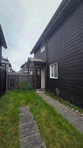 Casa 3D en Bosque Mar, excelente estado (JR) (129009)