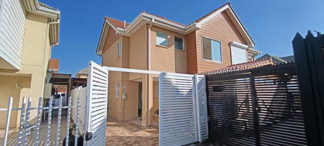 Casa en Altos del Raco, 3D,3B, 1E. Luminosa, (129032)