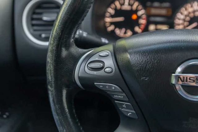 Nissan Pathfinder Exclusive