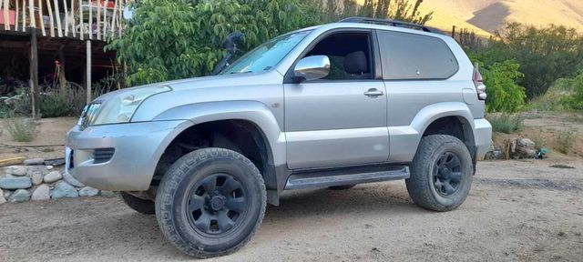 Vendo Toyota Land Cruiser Prado 2007