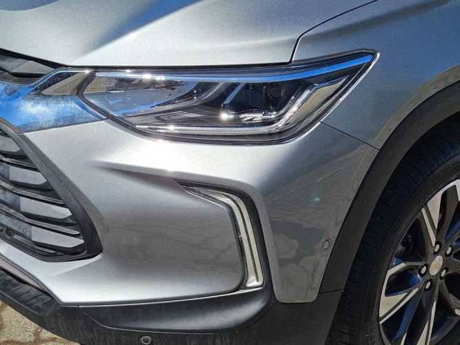 CHEVROLET TRACKER 2025