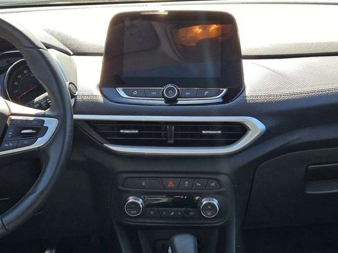 CHEVROLET TRACKER 2025