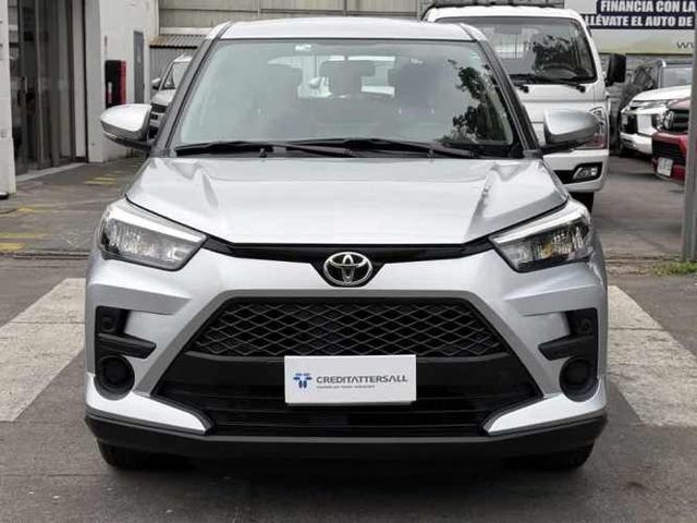 TOYOTA RAIZE 2025