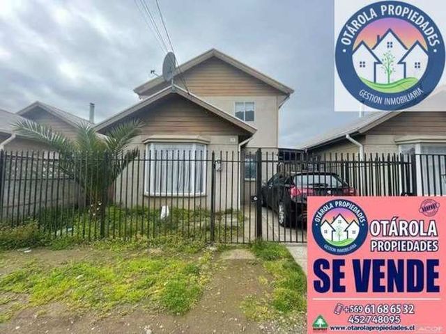Casa en venta c/ estacionamiento en Sector Poniente