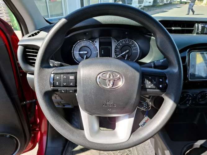 TOYOTA HILUX 2023