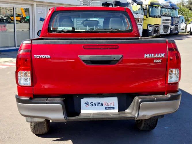 TOYOTA HILUX 2023
