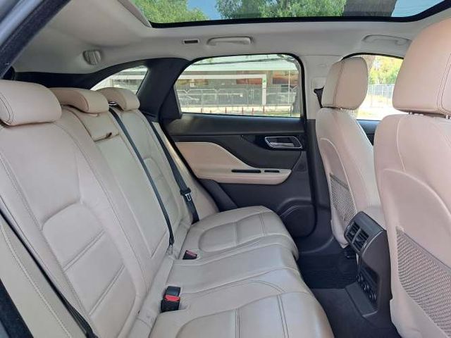 JAGUAR F-PACE 2.5T AWD 2.O AUT 2018 MANTENCIONES EN MARCA