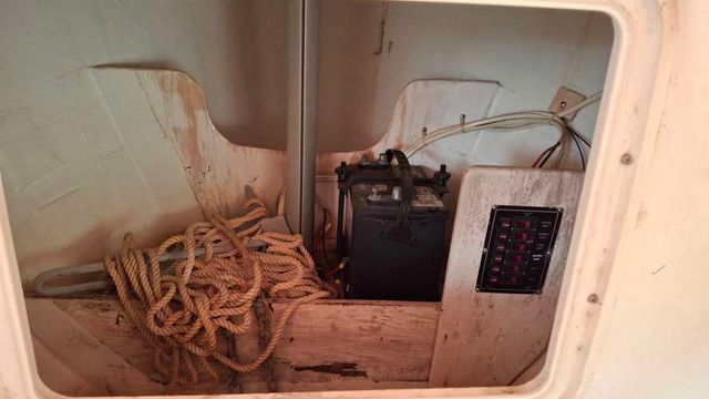 Velero Com-Pac Sunday Cat, 5.28m, año 2008, con carro y motor