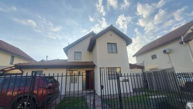 VENDE HERMOSA CASA EN SECTOR EL POLO DE MACHALI