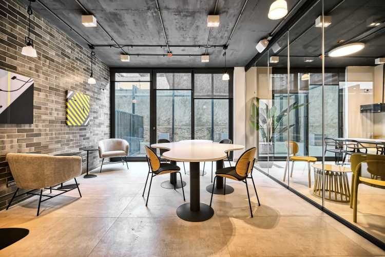 Morande Sur [2432-1]