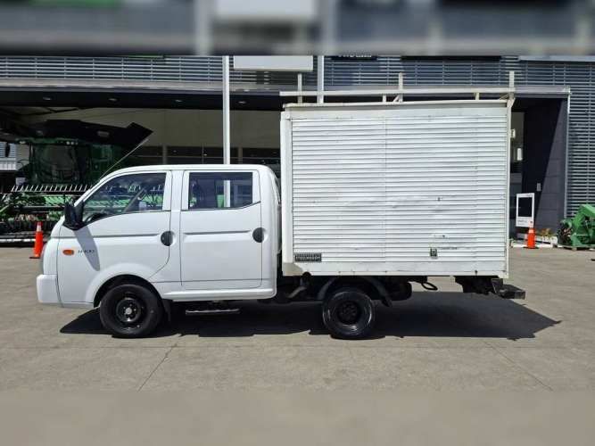 HYUNDAI PORTER 2023