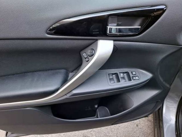 MITSUBISHI ECLIPSE CROSS 2025