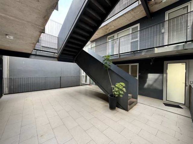 DEPARTAMENTO Hector calvo 262