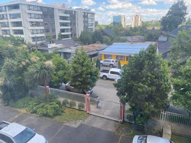 Excelente departamento Holandesa