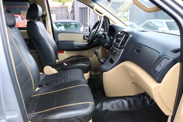 MINI BUS HYUNDAI NEW H1 2021 FULL DOBLE AC 11 + 1 AL DIA DECRETO 80