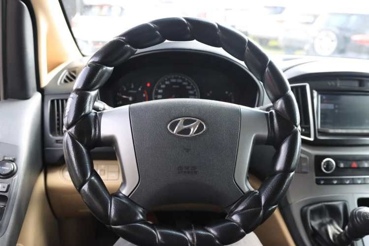 MINI BUS HYUNDAI NEW H1 2021 FULL DOBLE AC 11 + 1 AL DIA DECRETO 80