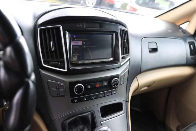 MINI BUS HYUNDAI NEW H1 2021 FULL DOBLE AC 11 + 1 AL DIA DECRETO 80