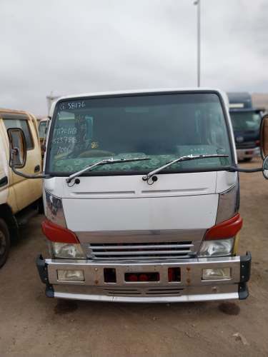 MITISUBISHI CANTER