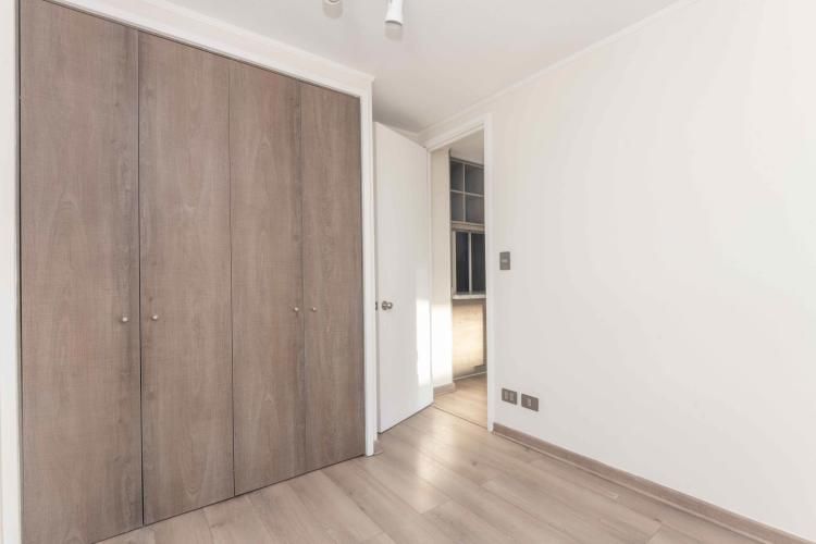 Cuarta Avenida 1350 [487-4]