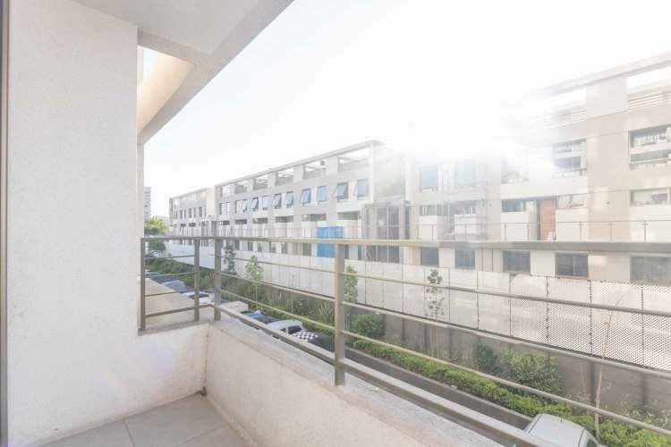 Cuarta Avenida 1350 [487-4]