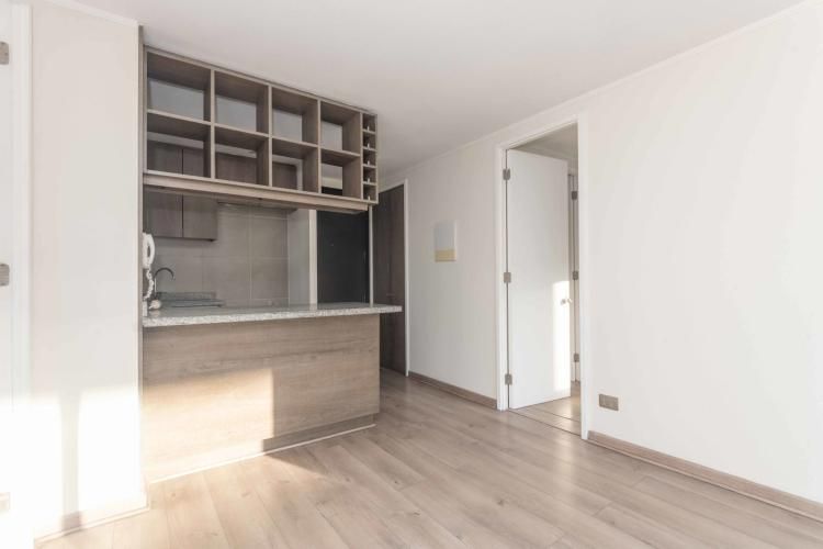 Cuarta Avenida 1350 [487-4]