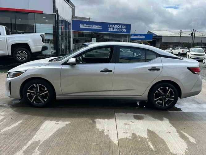 Nissan Sentra 2025 Sentra 2.0