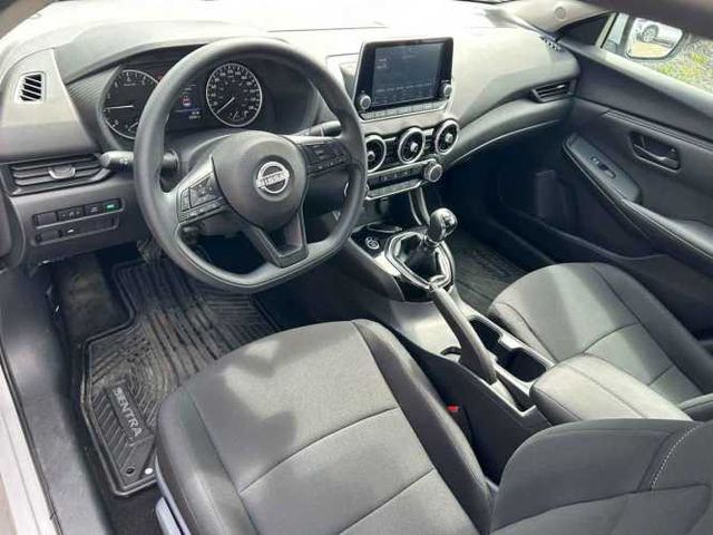 Nissan Sentra 2025 Sentra 2.0