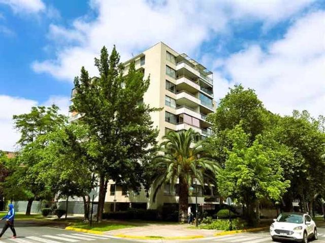 DEPARTAMENTO Ricardo Lyon / Hernán Cortes